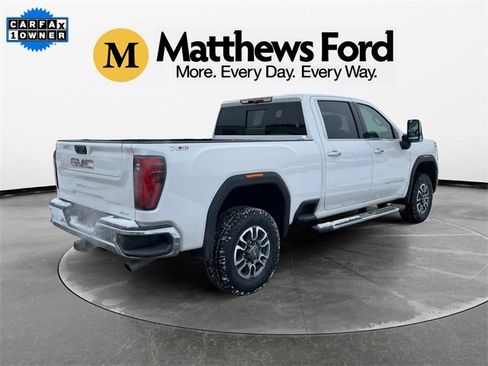 Used 2024 GMC Sierra 2500 SLT w/ SLT Premium Package image 5