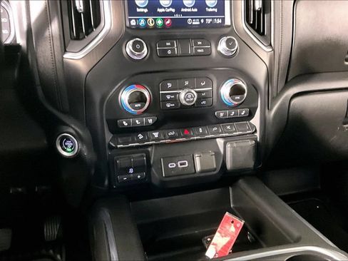 Certified 2022 GMC Sierra 2500 AT4 AWD/4WD image 9