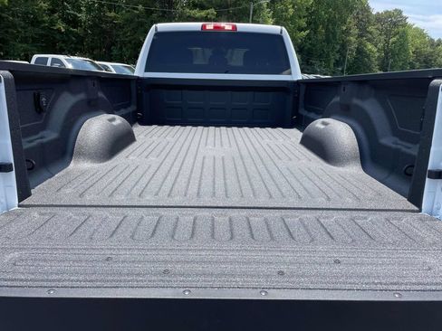 New 2026 RAM 2500 Tradesman w/ Chrome Appearance Group AWD/4WD image 38