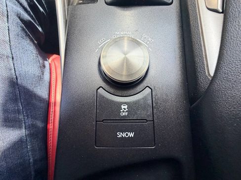 Used 2018 Lexus IS 350 F Sport AWD/4WD image 7