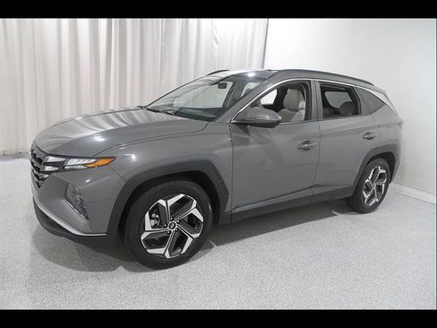 Certified 2024 Hyundai Tucson SEL w/ Convenience Package FWD image 3