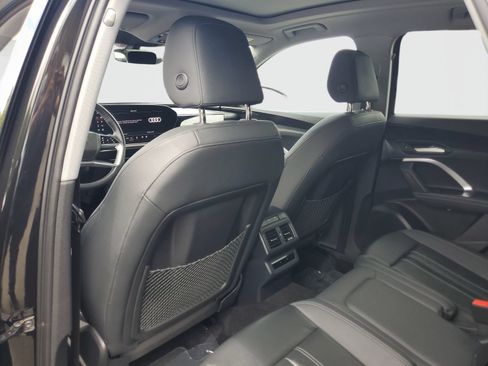 Used 2025 Audi Q5 Premium w/ Convenience Package AWD/4WD image 14