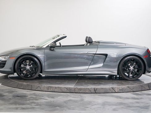 Used 2012 Audi R8 V10 AWD/4WD image 14