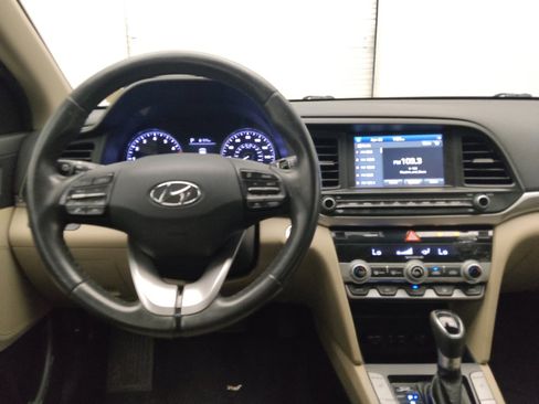 Used 2020 Hyundai Elantra Value Edition FWD image 22