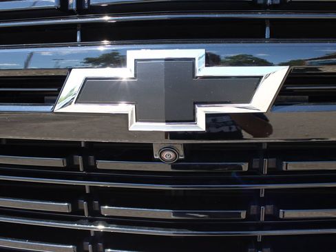 Certified 2023 Chevrolet Tahoe RST w/ RST Performance Edition AWD/4WD image 6