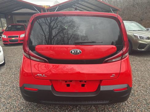 Used 2021 Kia Soul S image 9