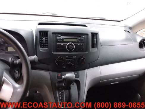 Used 2014 Nissan NV200 S w/ Back Door Glass Package image 12