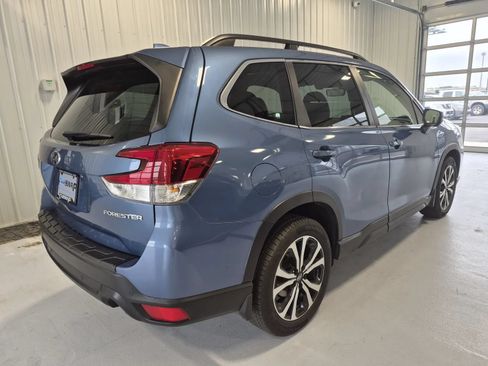 Used 2021 Subaru Forester Limited AWD/4WD image 3