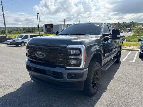 Used 2023 Ford F250 Lariat w/ Lariat Ultimate Package AWD/4WD image 5