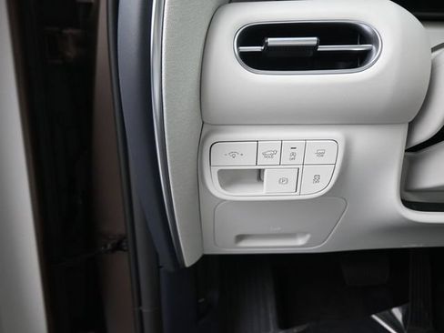 Certified 2026 Hyundai Palisade Calligraphy FWD image 19