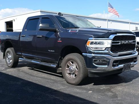 Used 2019 RAM 2500 Tradesman w/ Safety Group AWD/4WD image 2