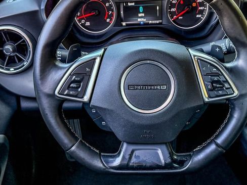Used 2016 Chevrolet Camaro LT RWD image 31
