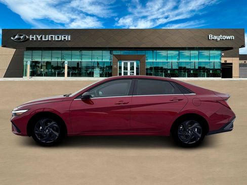 New 2026 Hyundai Elantra SEL Sport Premium FWD image 3