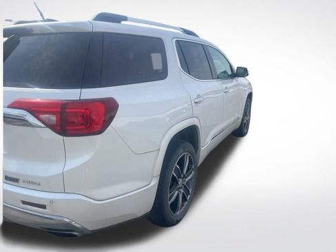 Used 2017 GMC Acadia Denali w/ Technology Package image 5