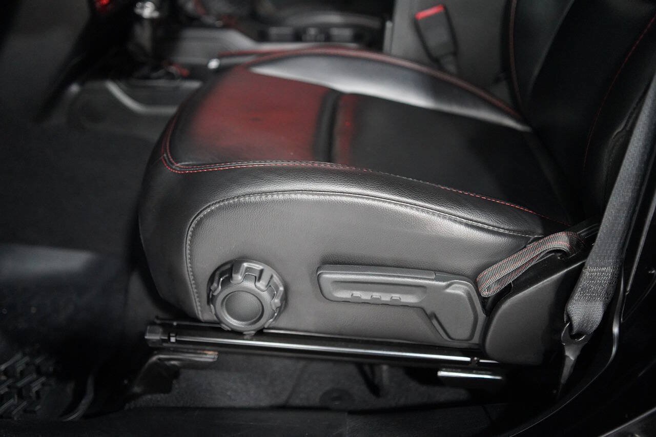 Used 2018 Jeep Wrangler Unlimited Rubicon AWD/4WD image 66