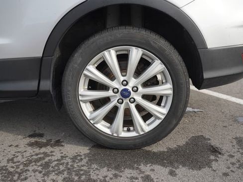 Used 2017 Ford Escape Titanium image 39