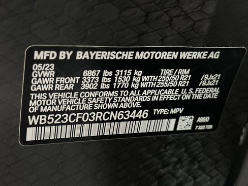 Used 2024 BMW iX xDrive50 w/ Sport Package AWD/4WD image 37