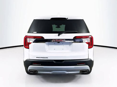 Used 2023 GMC Acadia SLE image 5
