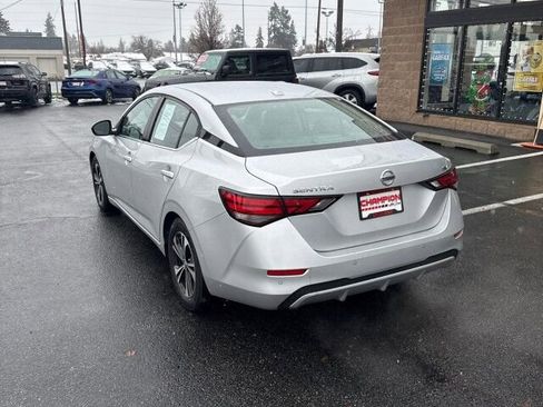 Used 2022 Nissan Sentra SV image 8
