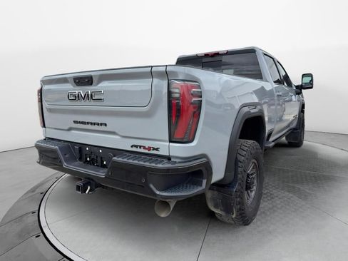 Used 2024 GMC Sierra 2500 AT4X AWD/4WD image 2
