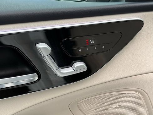 Certified 2024 Mercedes-Benz C 300 4MATIC Sedan image 4