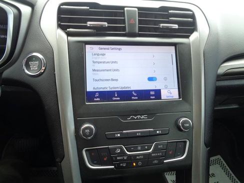 Used 2020 Ford Fusion SEL FWD image 38
