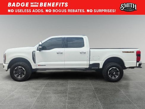 Used 2024 Ford F250 Platinum w/ Tremor Off-Road Package AWD/4WD image 8