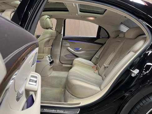 Used 2015 Mercedes-Benz S 550 Sedan image 26