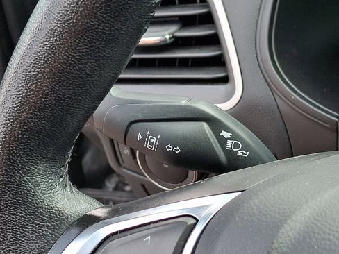 Used 2024 Ford Edge SEL AWD/4WD image 25