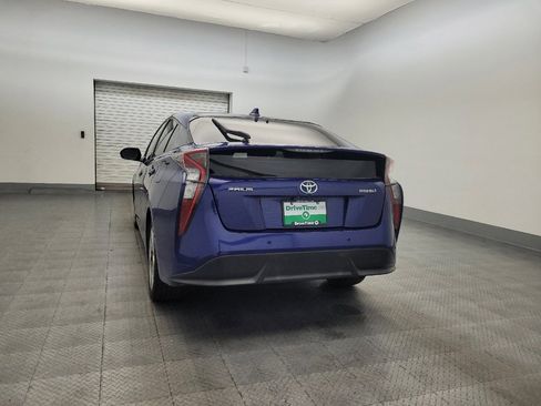 Used 2018 Toyota Prius Four Touring w/ Premium Convenience Package image 6