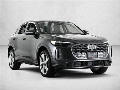 New 2025 Audi Q5 Premium Plus image 3