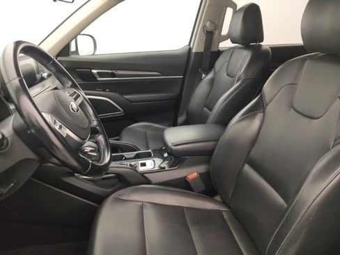 Used 2020 Kia Telluride LX FWD image 17