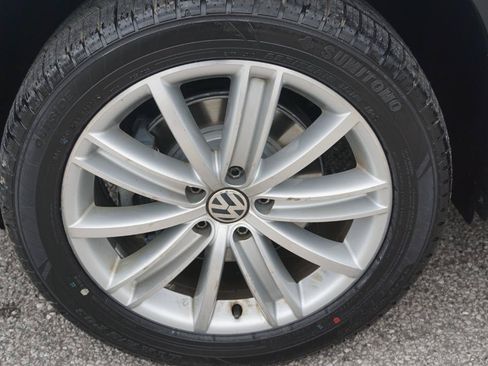 Used 2015 Volkswagen Tiguan SE FWD image 20