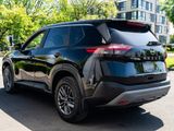 Used 2023 Nissan Rogue S image 4