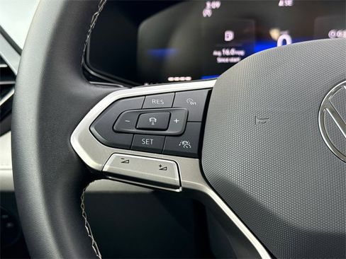 Certified 2025 Volkswagen Taos S image 22