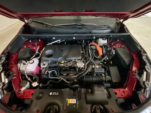 Certified 2024 Toyota RAV4 XLE image 26