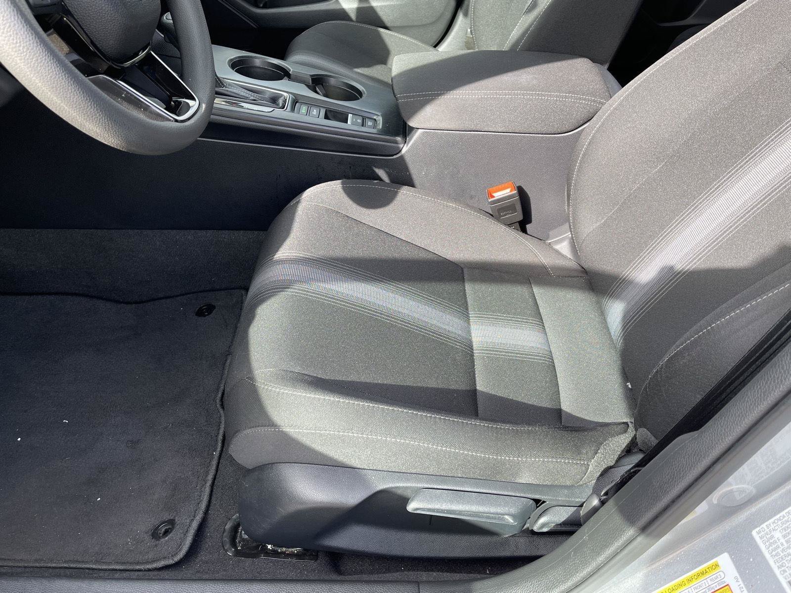 Used 2024 Honda Civic LX image 3