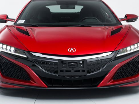 Used 2017 Acura NSX image 9