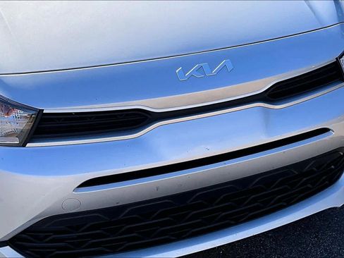 Used 2023 Kia Rio LX image 28