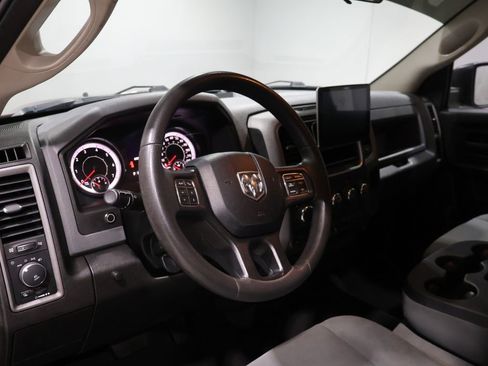 Used 2019 RAM 1500 Express w/ Express Value Package image 16