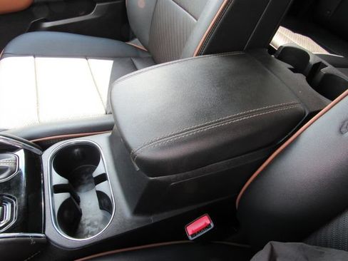 Used 2023 GMC Canyon AT4 w/ AT4 Premium Package AWD/4WD image 24