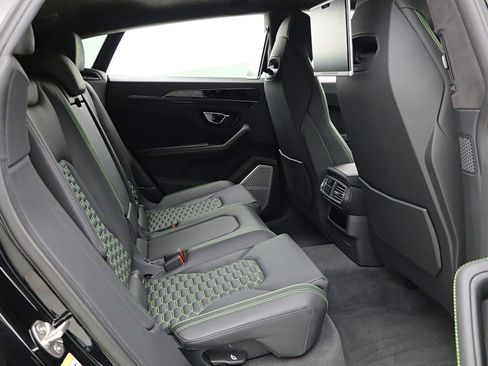 Used 2020 Lamborghini Urus image 47