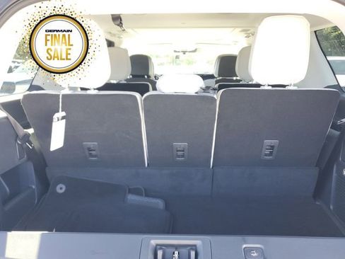 New 2025 Lincoln Navigator Reserve image 19