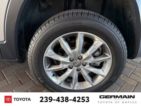 Used 2014 Jeep Cherokee Limited image 13