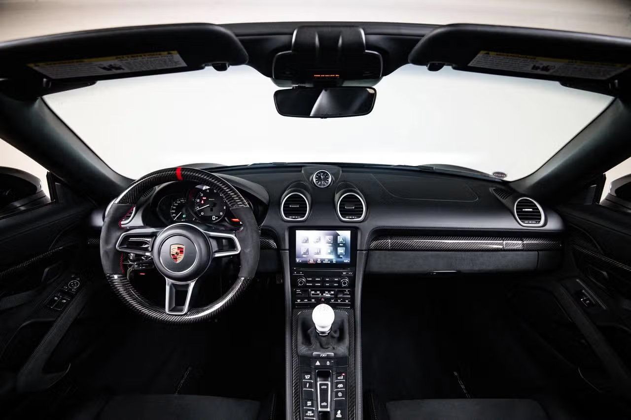 Certified 2022 Porsche 718 Boxster Spyder RWD image 24