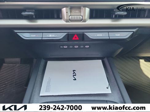 New 2027 Kia Telluride S w/ Towing Package FWD image 23