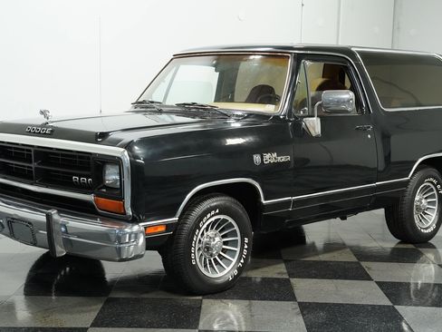 Used 1988 Dodge Ramcharger 2WD image 6