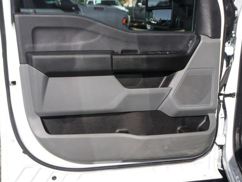 Used 2023 Ford F250 XL w/ XL Chrome Package RWD image 15