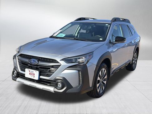 Certified 2025 Subaru Outback Limited image 3