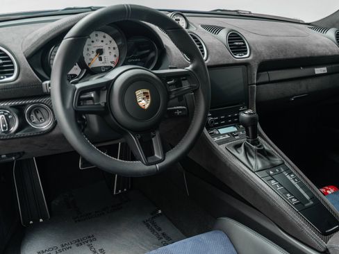 Used 2023 Porsche 718 Cayman GT4 RS RWD image 13